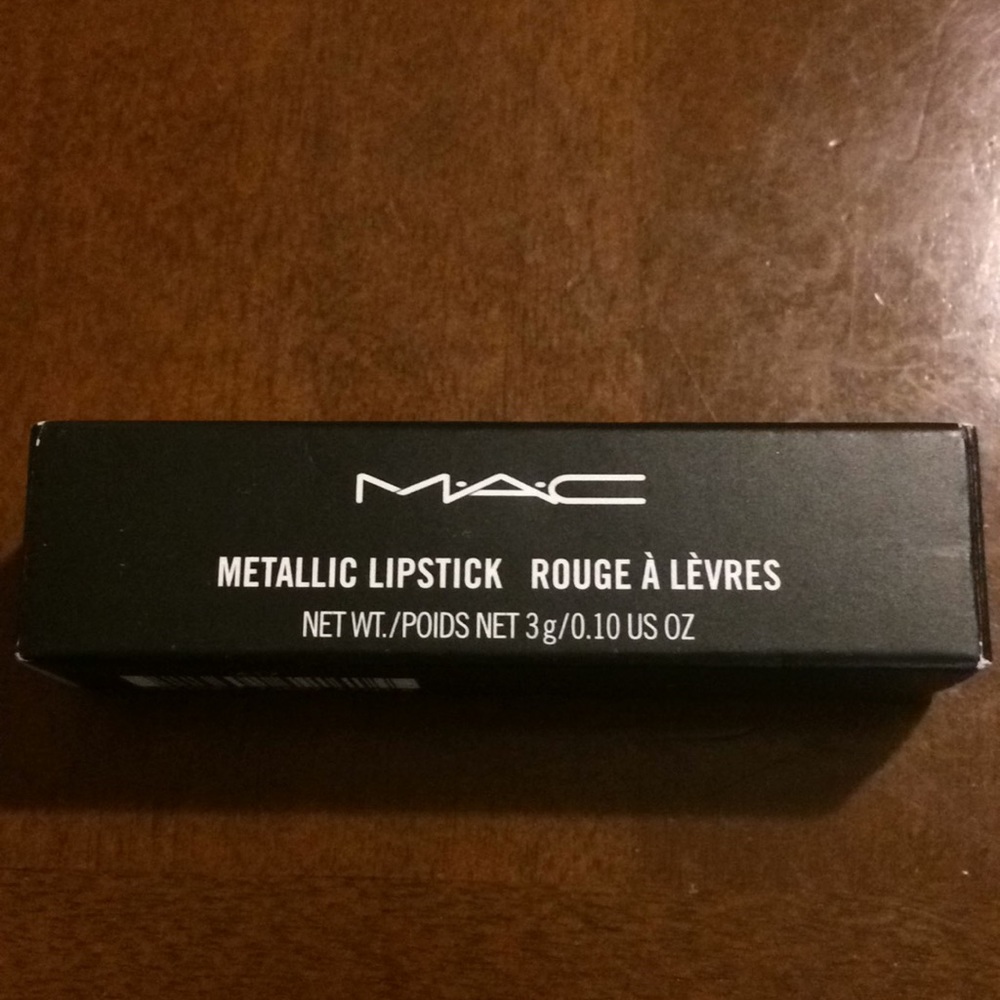 MAC METALLIC LIPSTICK